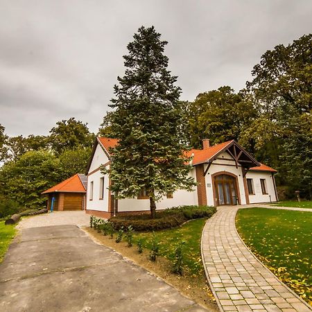 Haracsi Vendeghaz Hotel Zselickisfalud Buitenkant foto