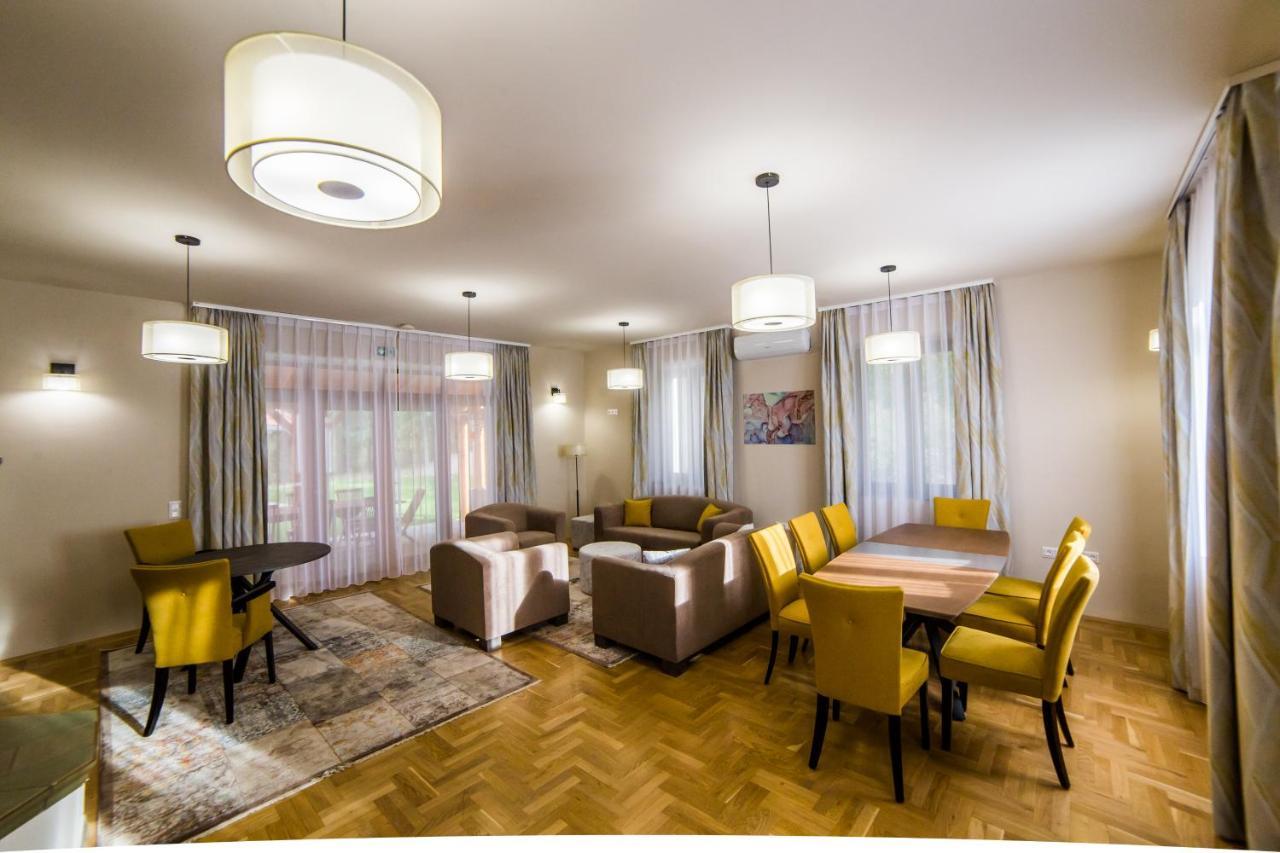 Haracsi Vendeghaz Hotel Zselickisfalud Buitenkant foto