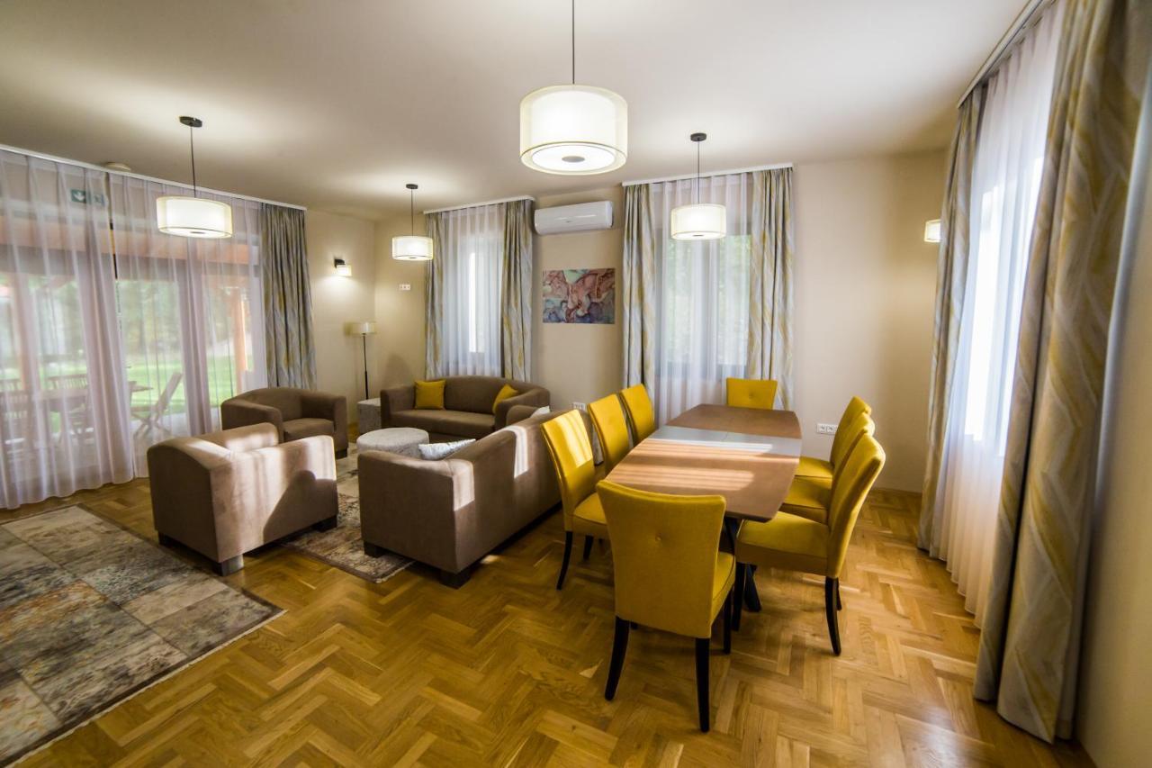 Haracsi Vendeghaz Hotel Zselickisfalud Buitenkant foto
