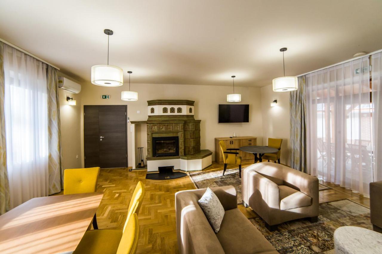 Haracsi Vendeghaz Hotel Zselickisfalud Buitenkant foto