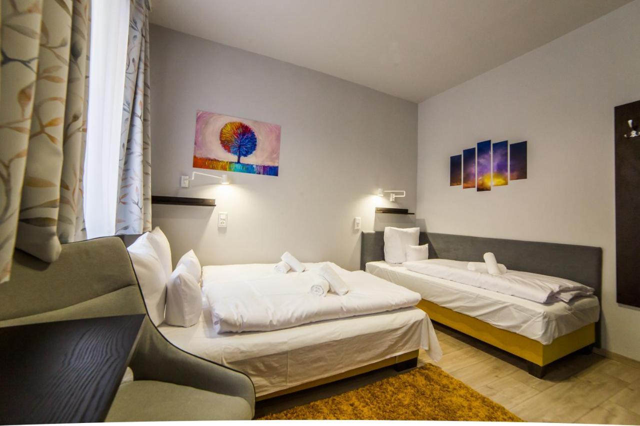 Haracsi Vendeghaz Hotel Zselickisfalud Buitenkant foto